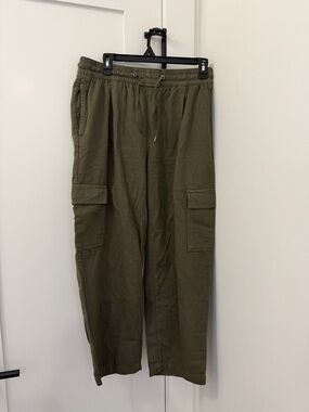 Gap Olive Cargo Drawstring Pants